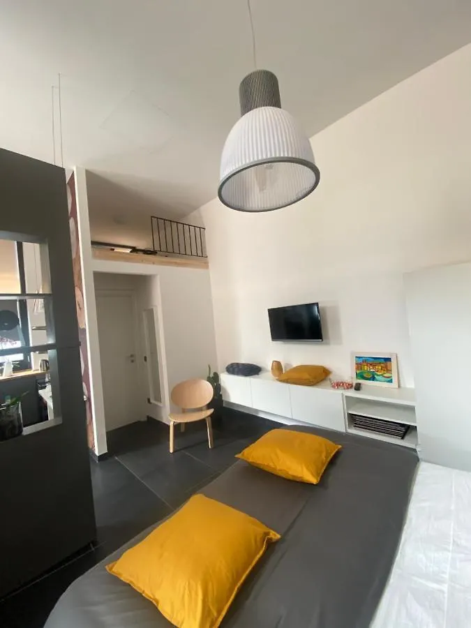 Bed and Breakfast Fashionhouse La Spezia 0*,