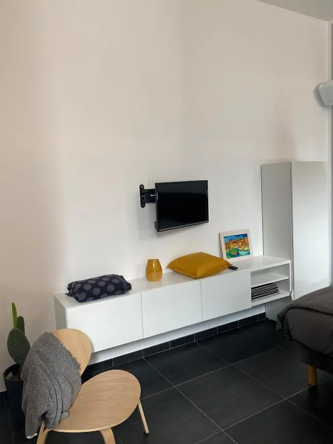 Fashionhouse Bed & Breakfast La Spezia Italy